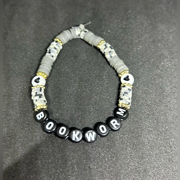 Bookworm Heishi Bracelet - Picture 4 of 7